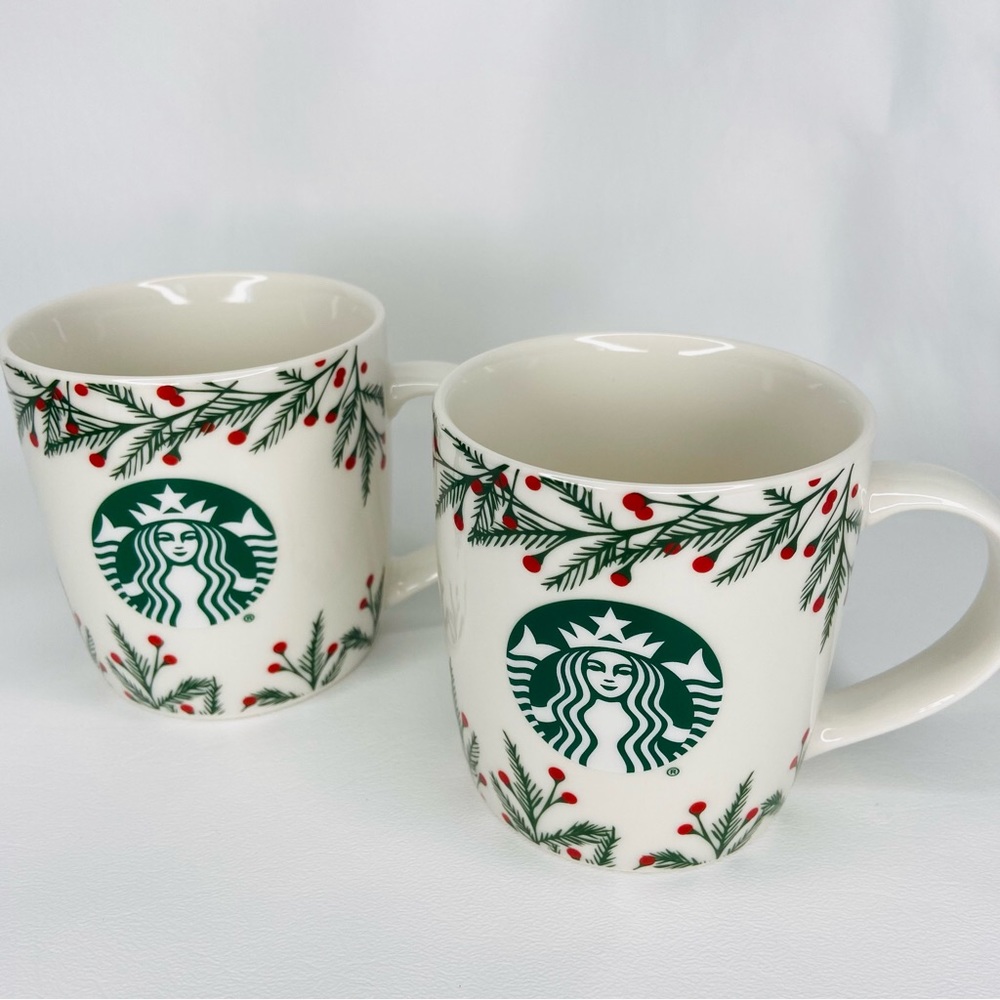 Starbucks Set of 2 Christmas Mugs 2020